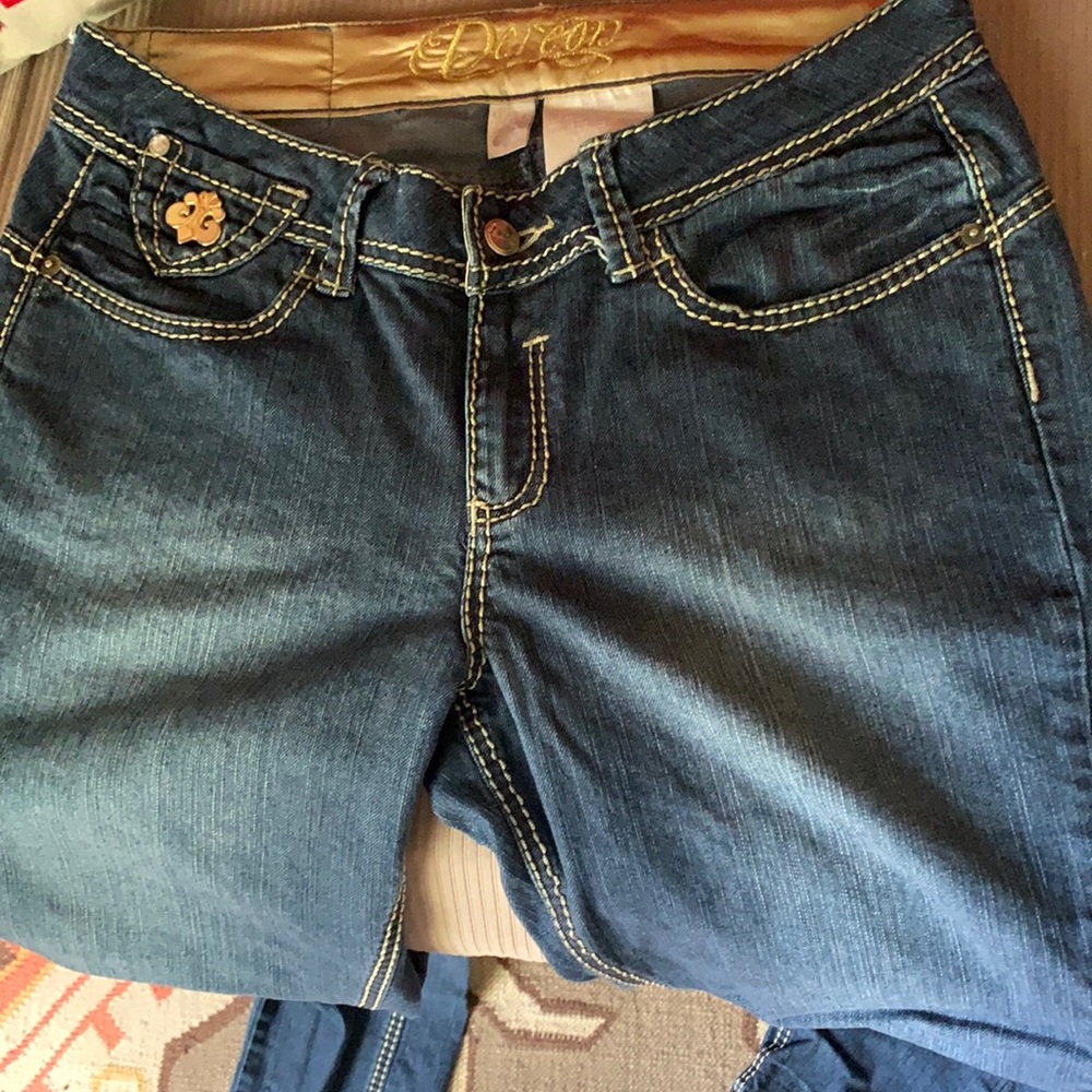 Sexy Vintage Dereon Blue Jeans size 9/10 gold trim